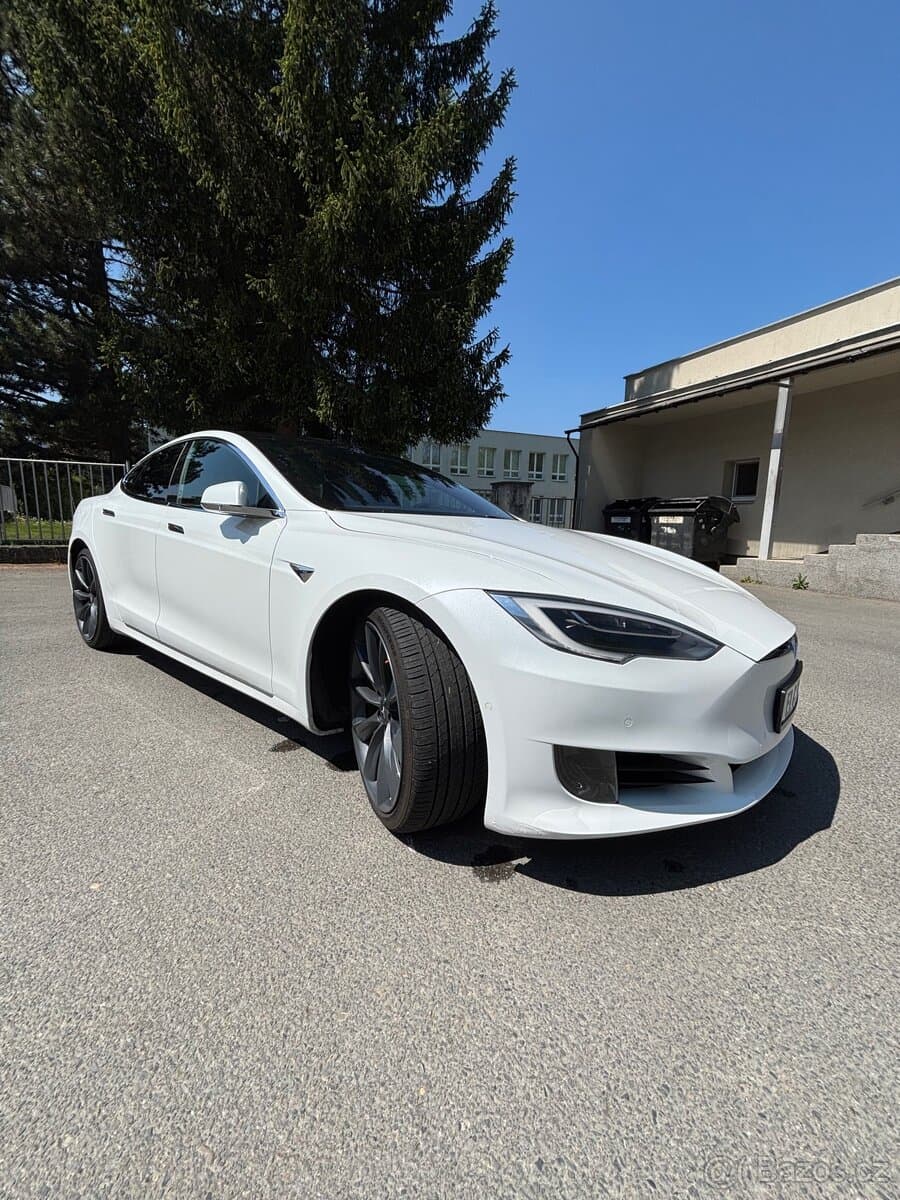 2017 Tesla MODEL S - 3