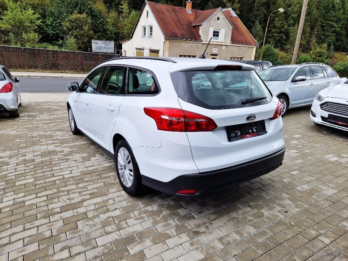 2018 Ford FOCUS - 3