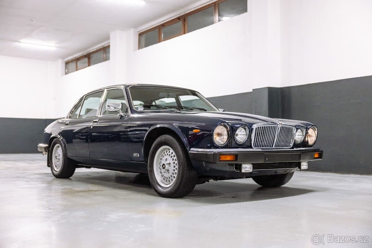 1988 Jaguar XJ - 3