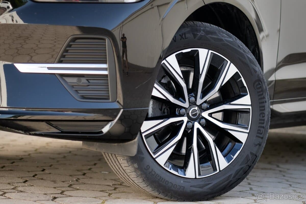 2023 Volvo XC60 - 3