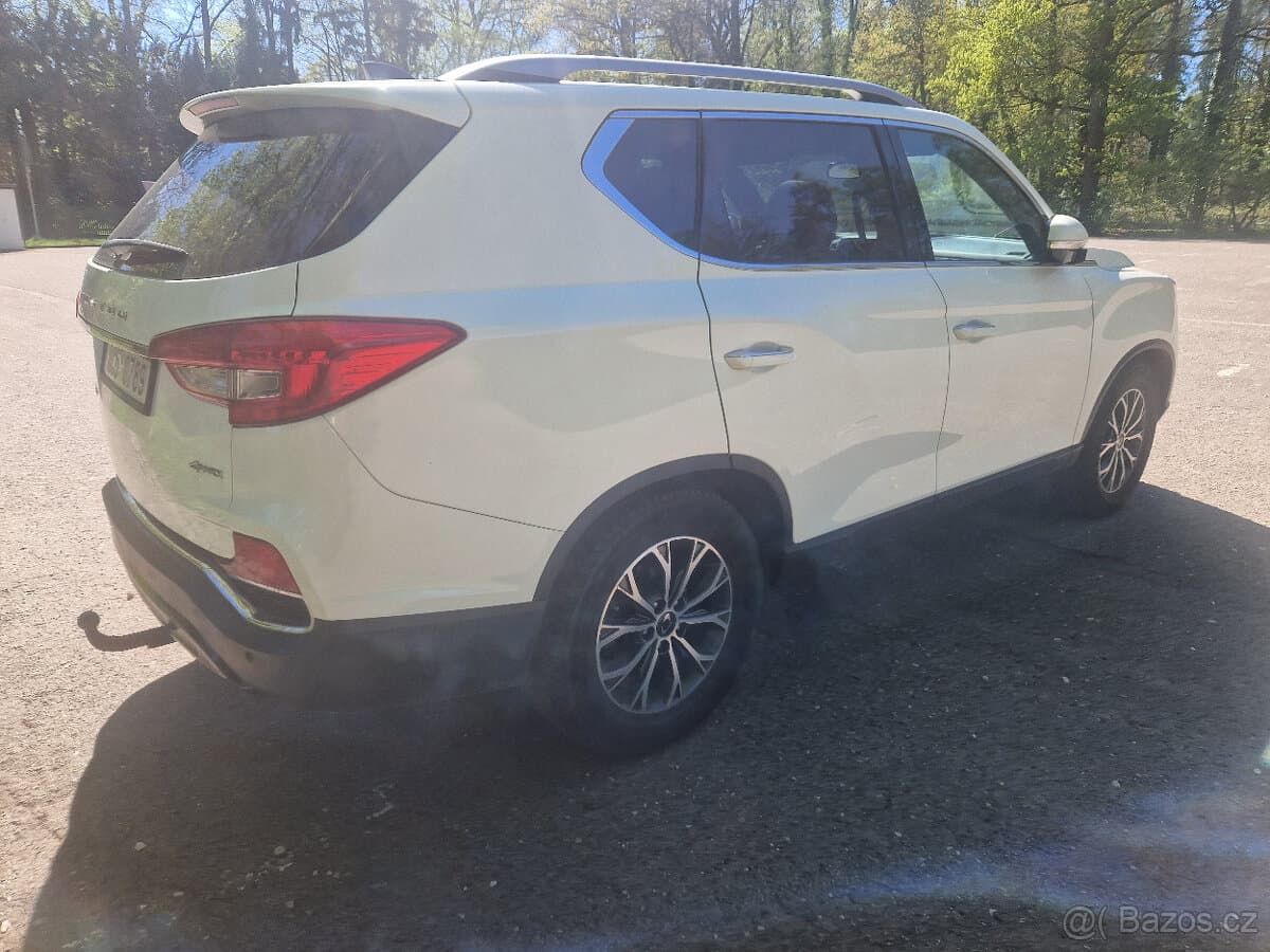 SsangYong REXTON - 3