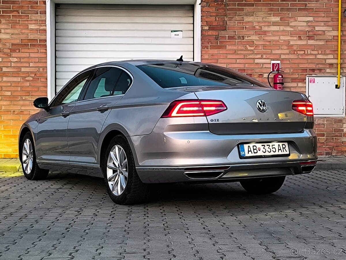 2016 Volkswagen PASSAT - 3