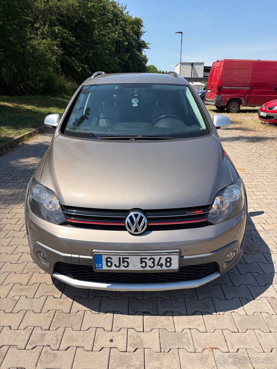 2010 Volkswagen GOLF - 3
