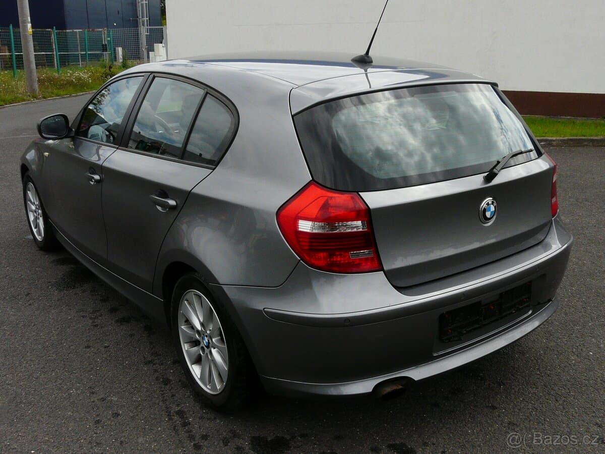 2011 BMW 1-SERIES - 3