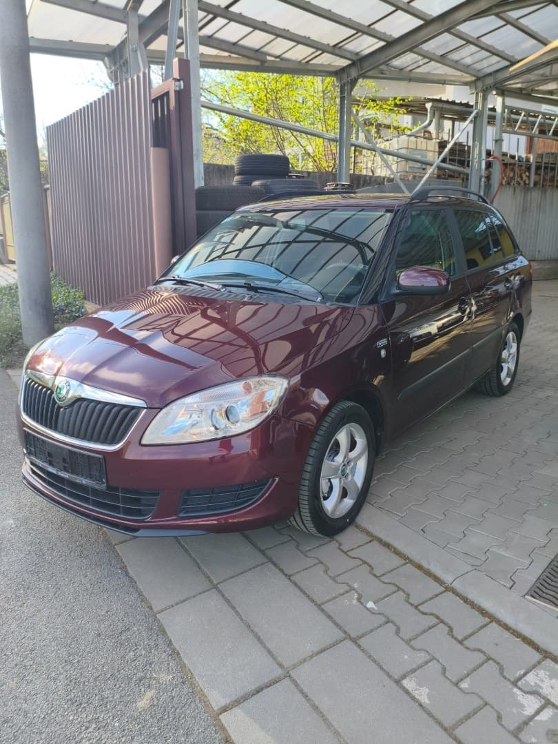 2011 Škoda FABIA - 3