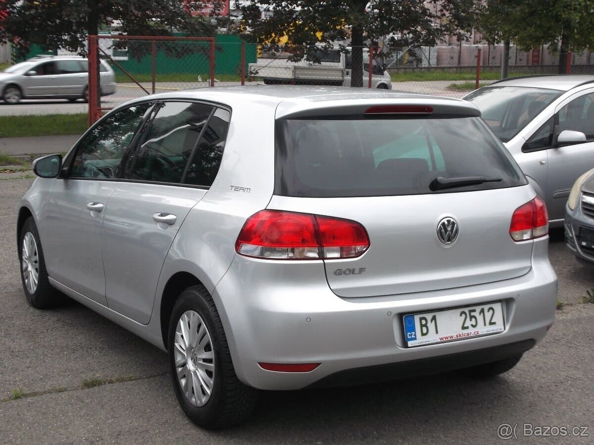 2011 Volkswagen GOLF - 3