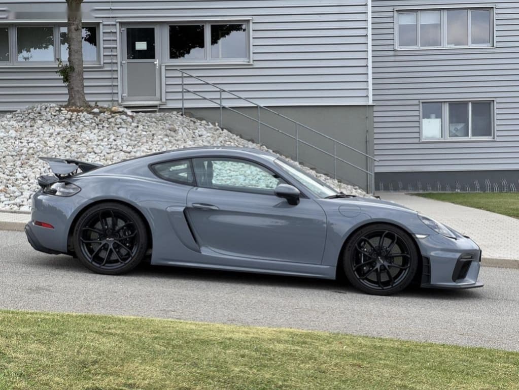 2023 Porsche CAYMAN - 3