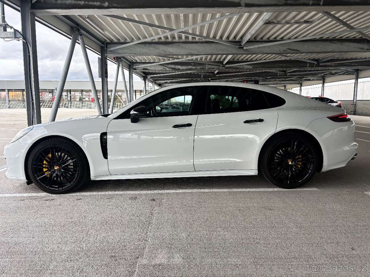 2017 Porsche PANAMERA - 3