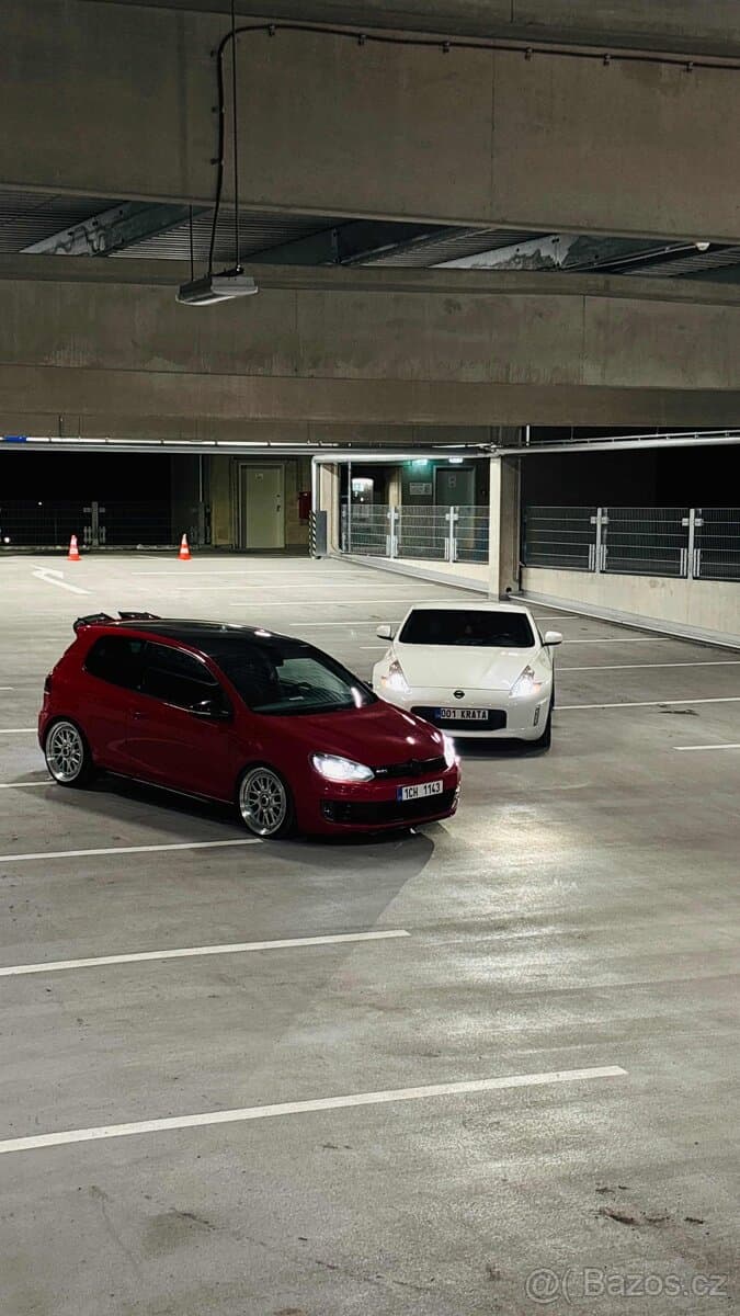 Volkswagen GOLF - 3