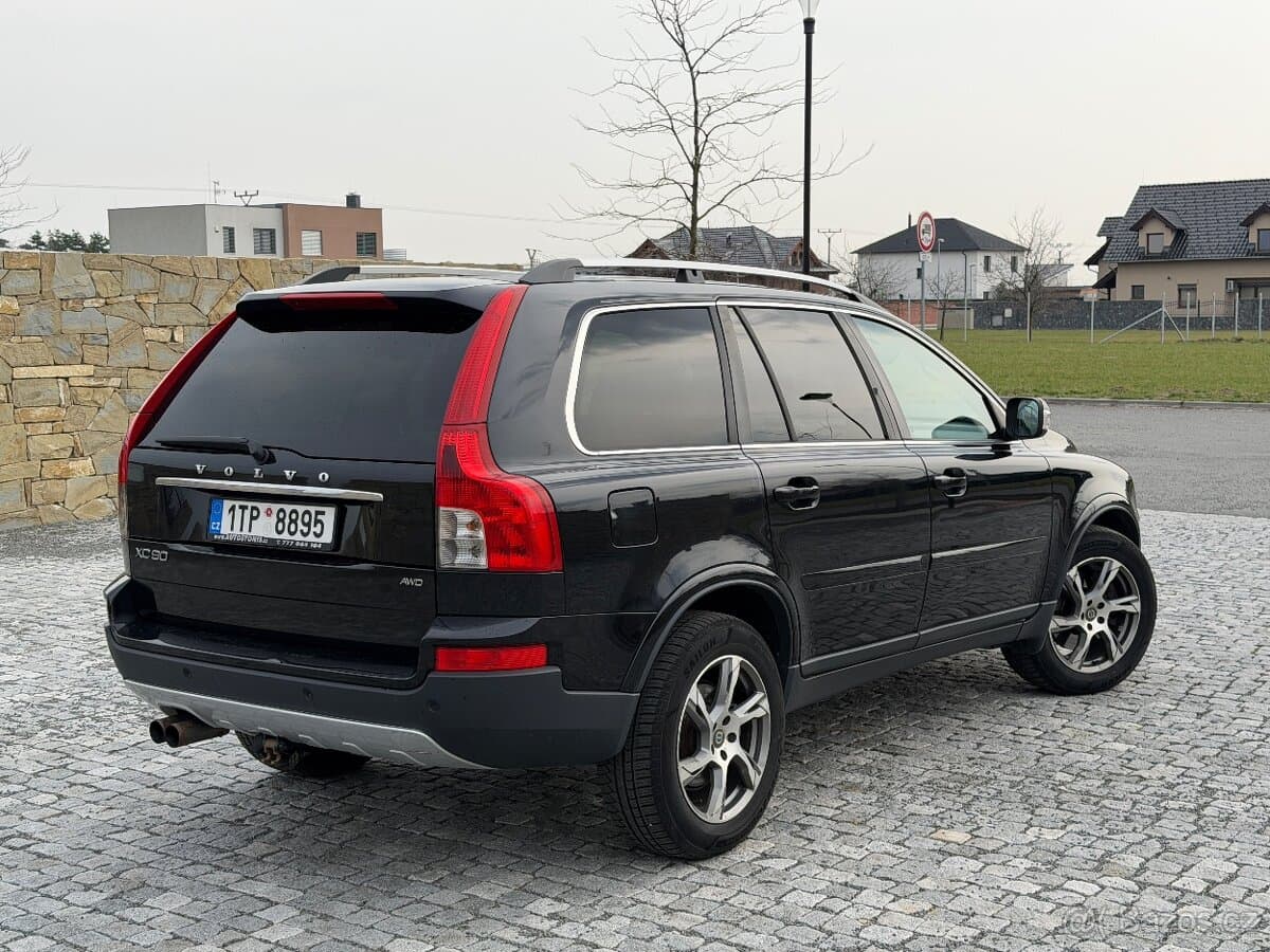 2010 Volvo XC90 - 3