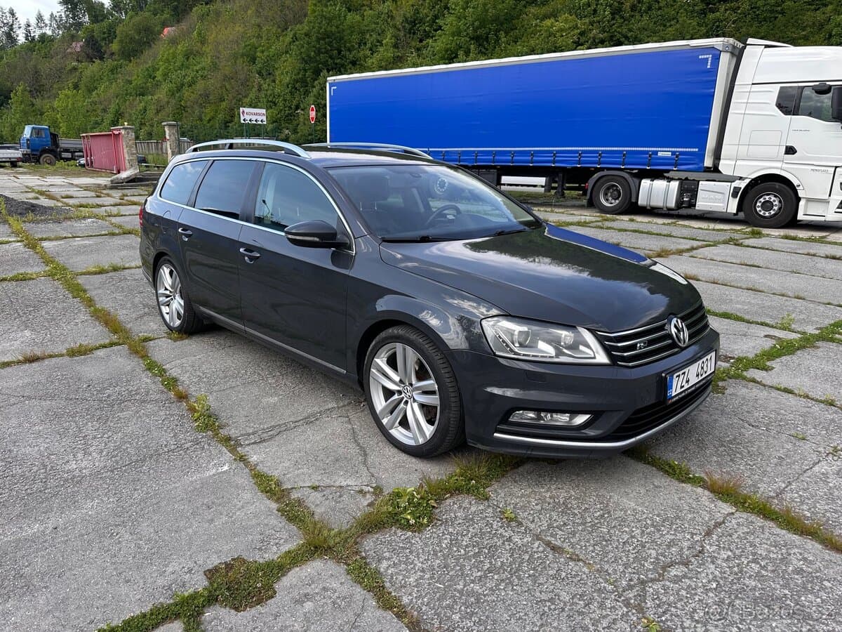 2013 Volkswagen PASSAT - 3