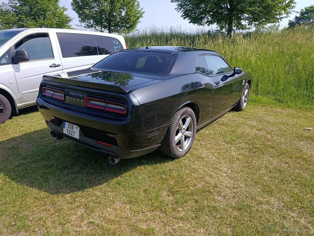 Dodge CHALLENGER - 3