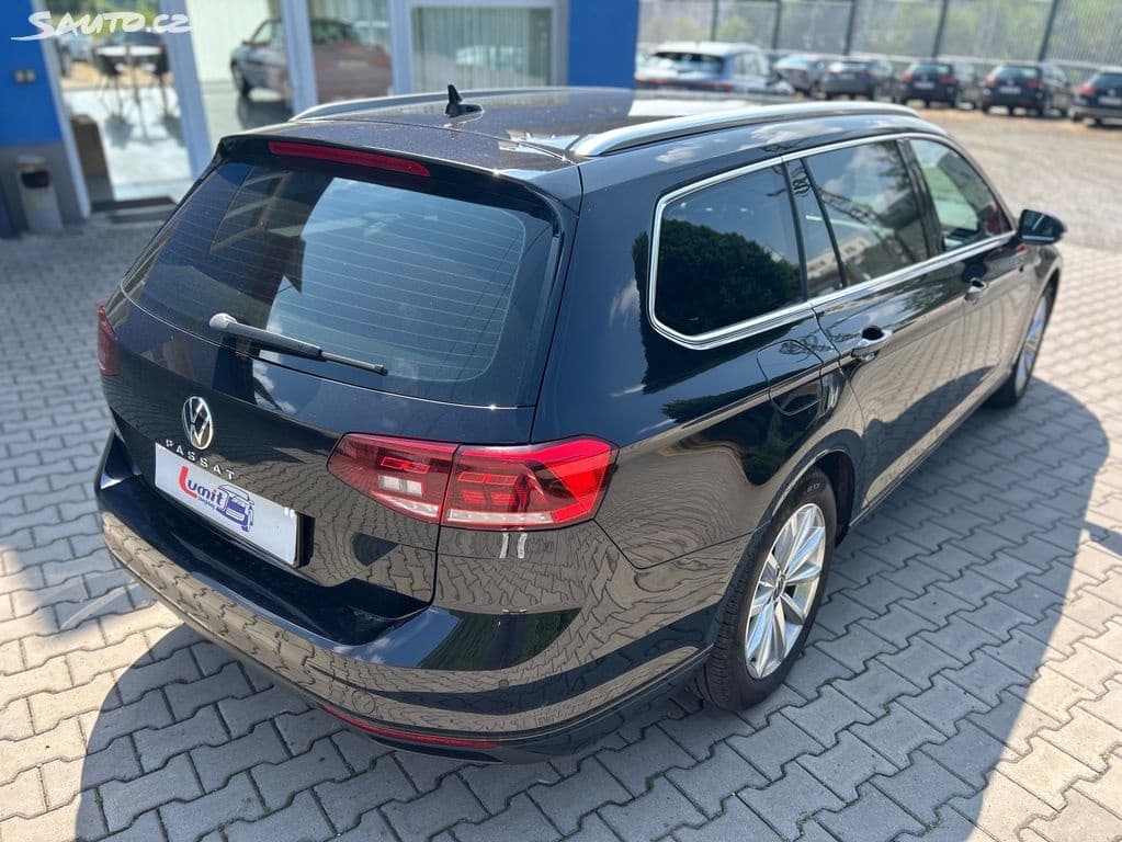 2022 Volkswagen PASSAT - 3