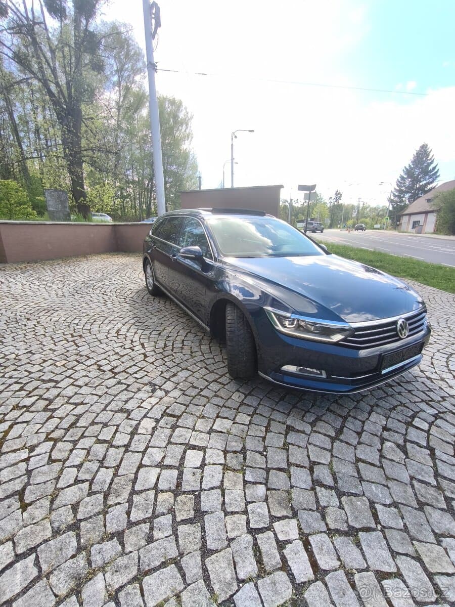 2015 Volkswagen PASSAT - 3