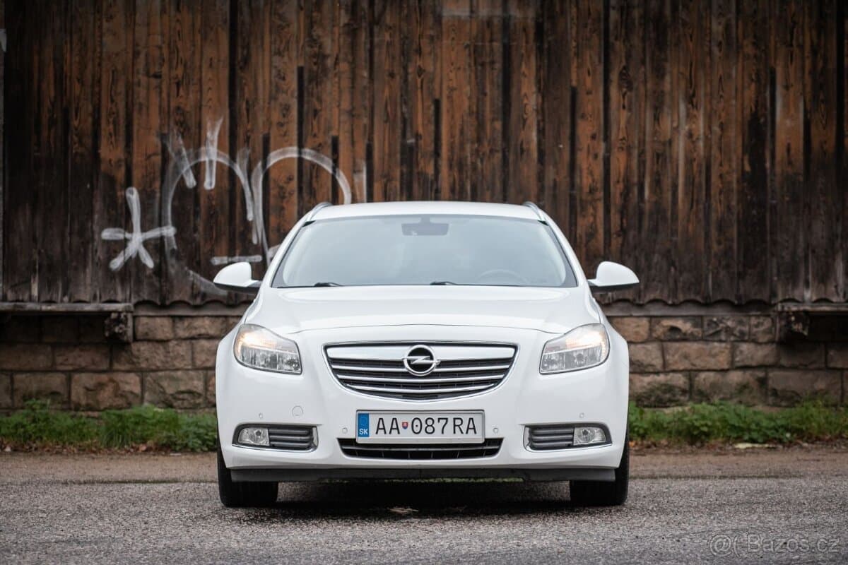 2012 Opel INSIGNIA - 3