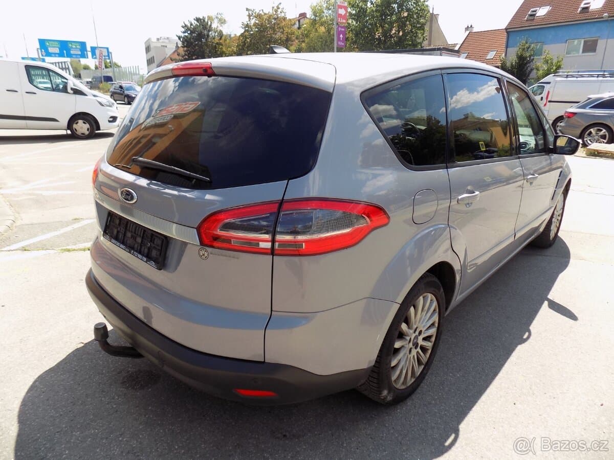 2014 Ford S-MAX - 3