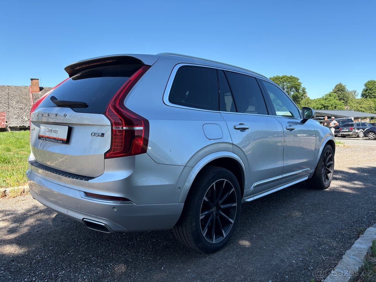 Volvo XC90 - 3