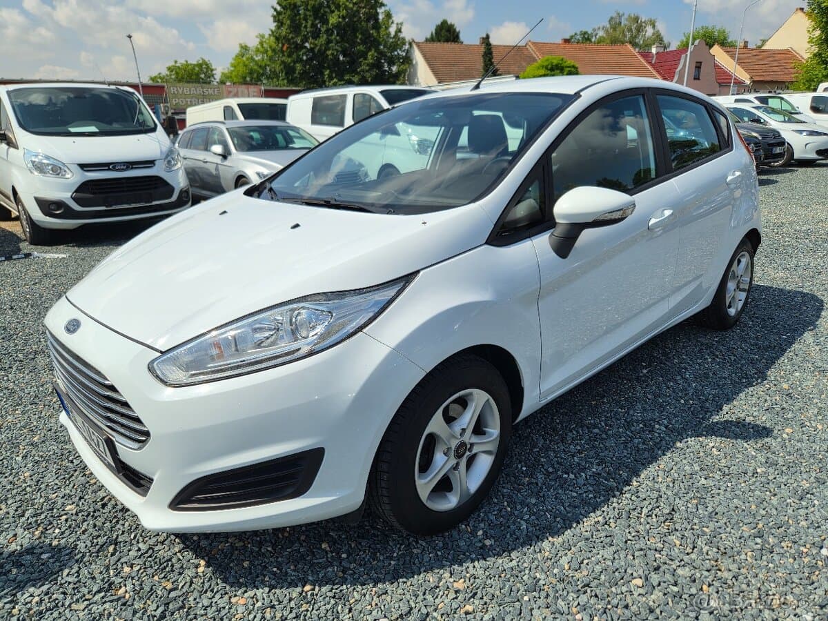 2015 Ford FIESTA - 3