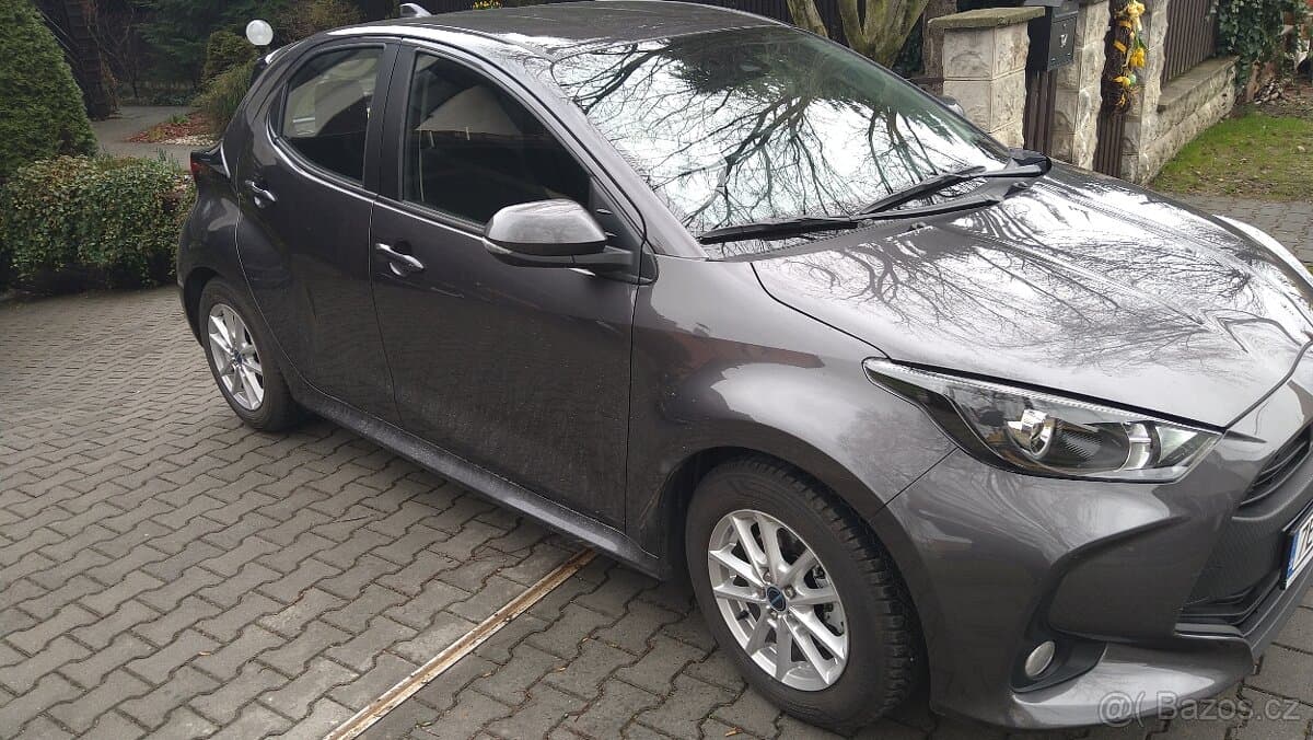 2023 Mazda 2 - 3