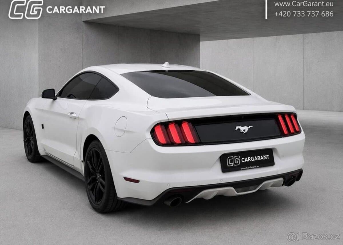 2018 Ford MUSTANG - 3