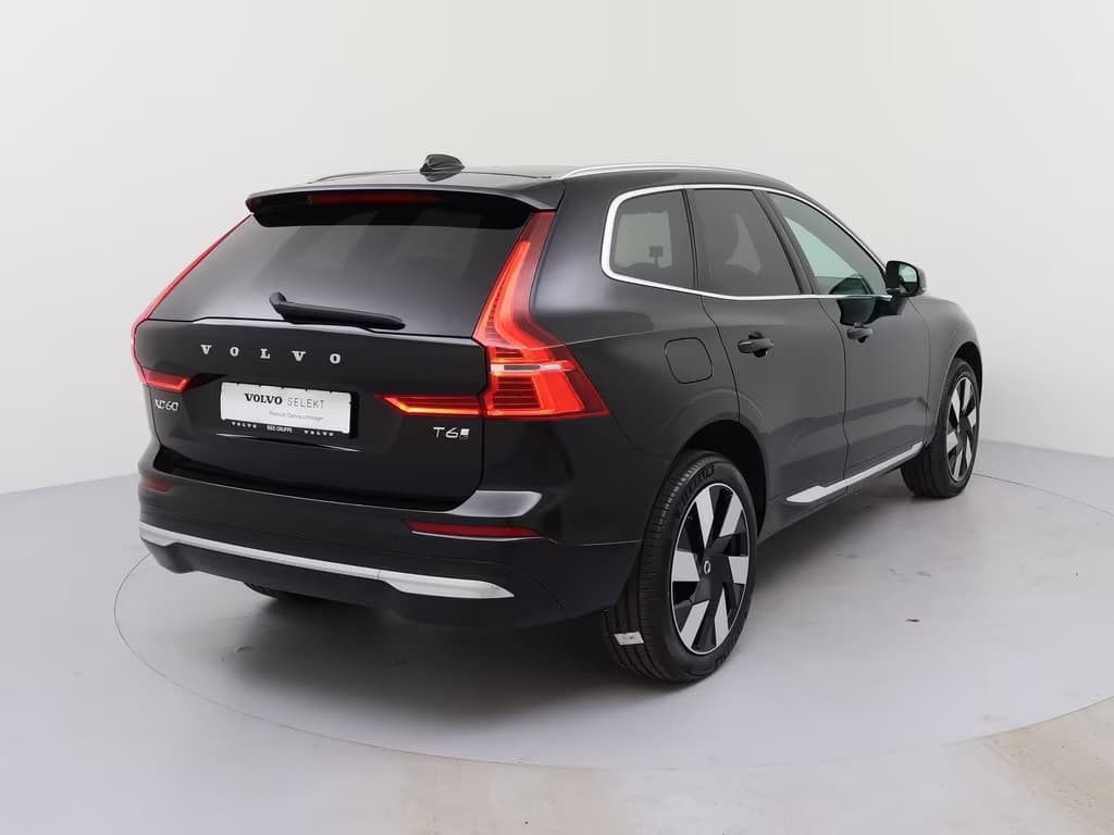 2025 Volvo XC60 - 3