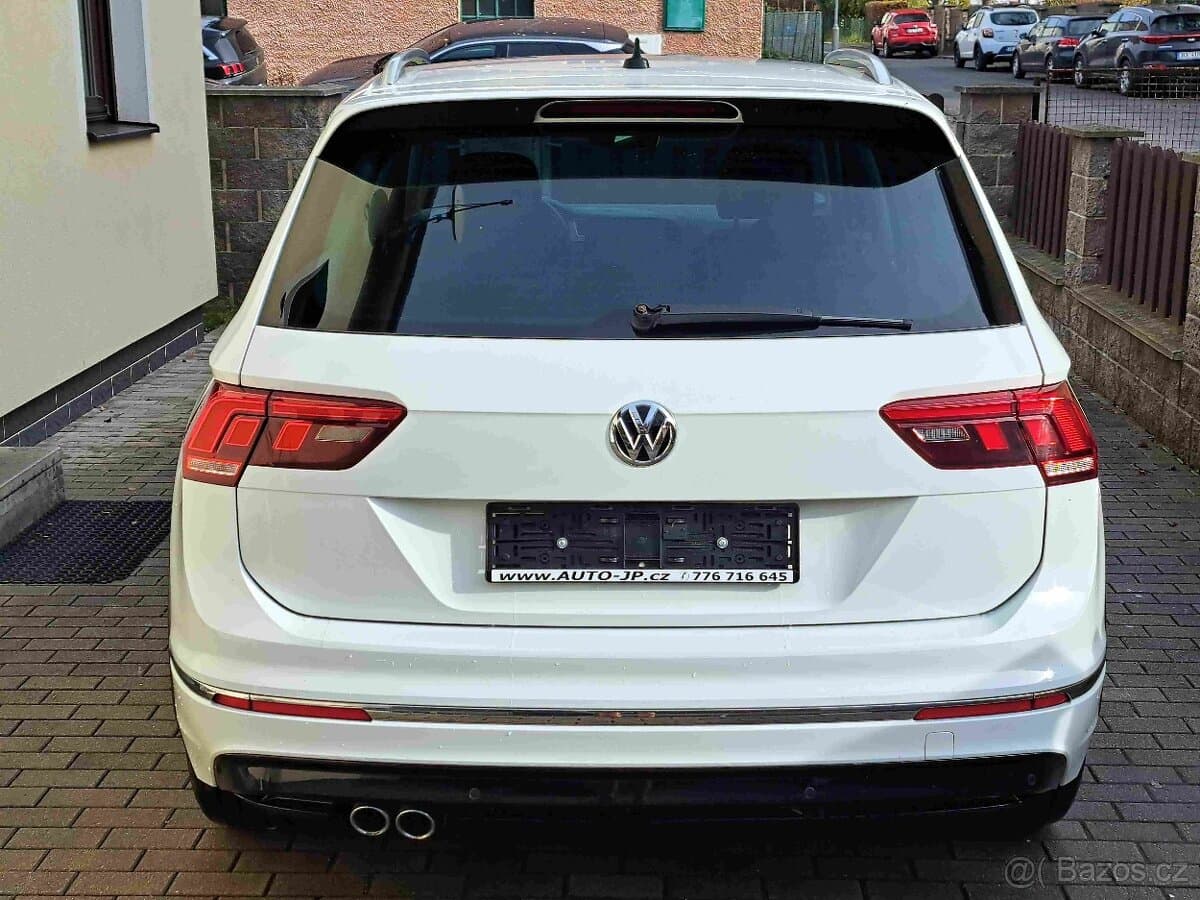 2018 Volkswagen TIGUAN - 3