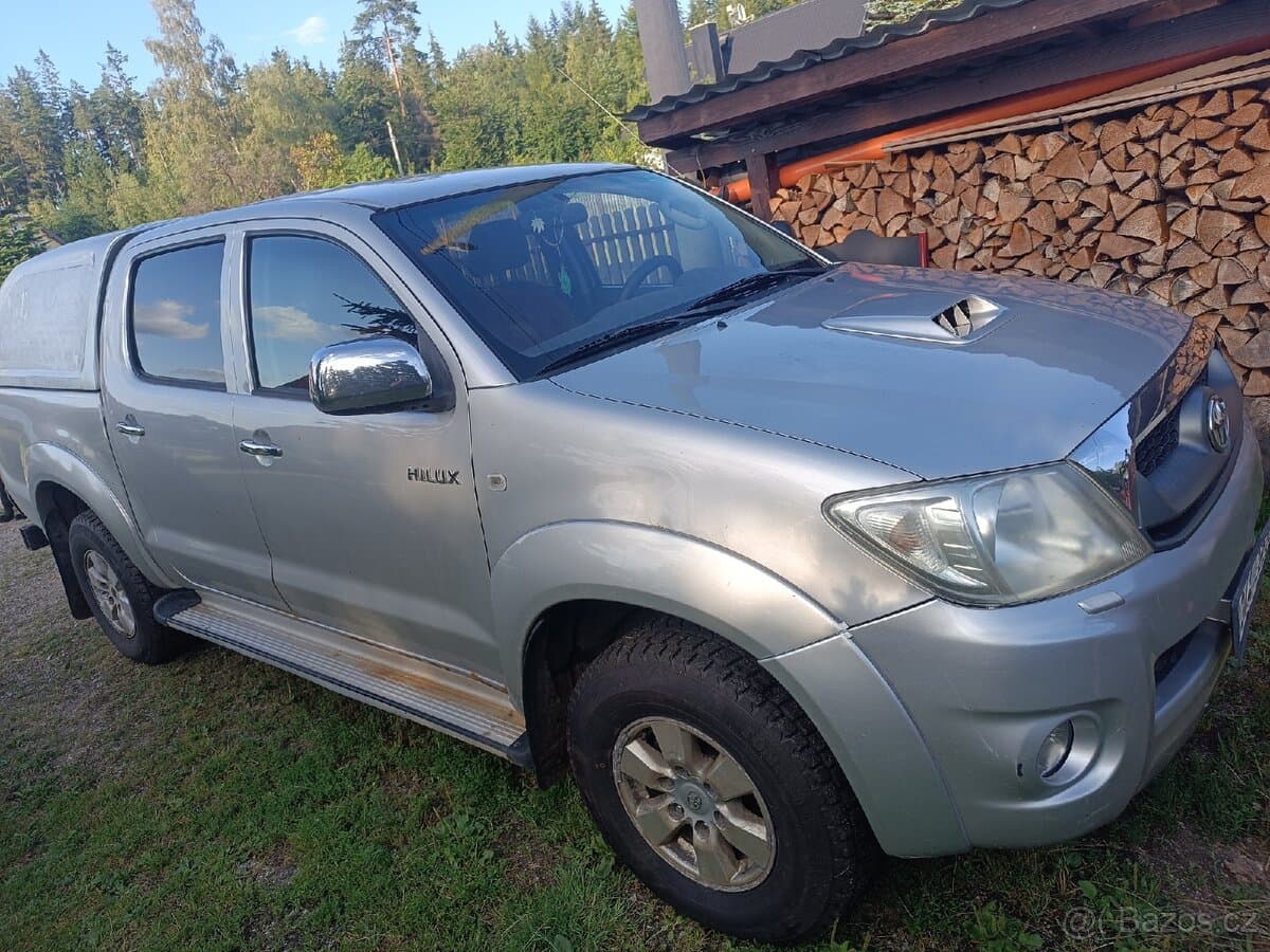 2011 Toyota HILUX - 3