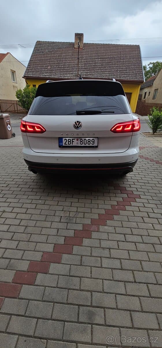 2019 Volkswagen TOUAREG - 3
