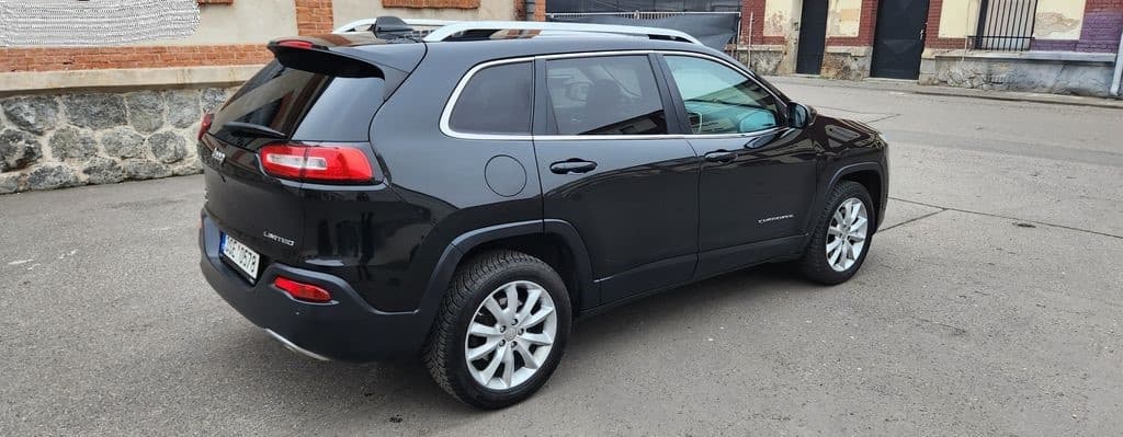 2015 Jeep CHEROKEE - 3