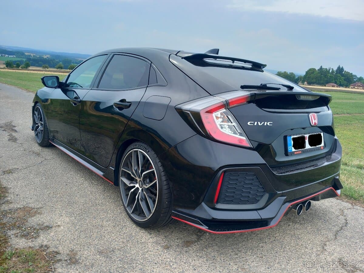 2017 Honda CIVIC - 3