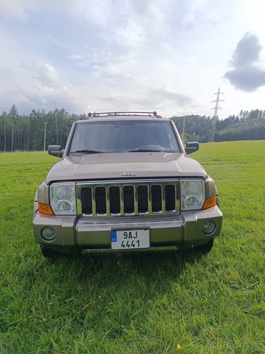 2006 Jeep COMMANDER - 3