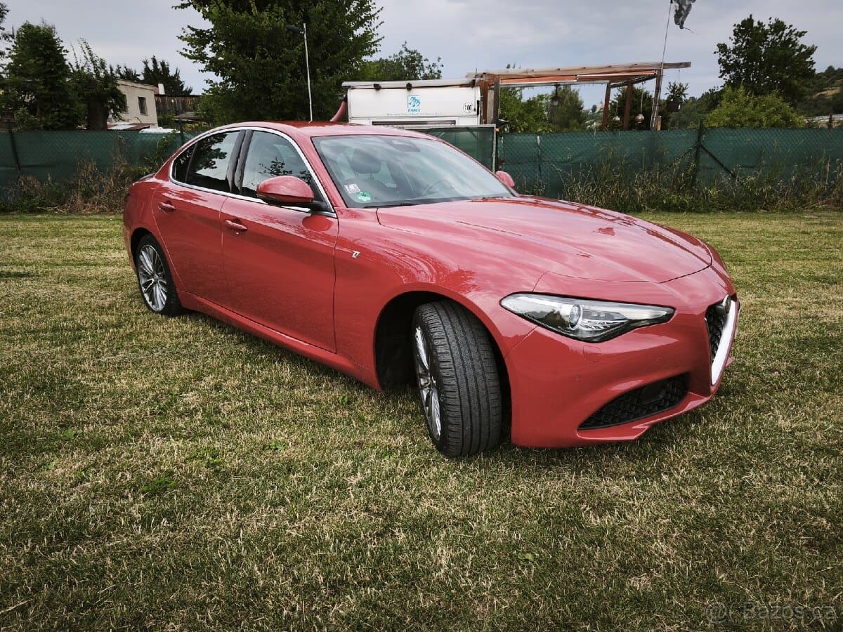 2022 Alfa Romeo GIULIA - 3