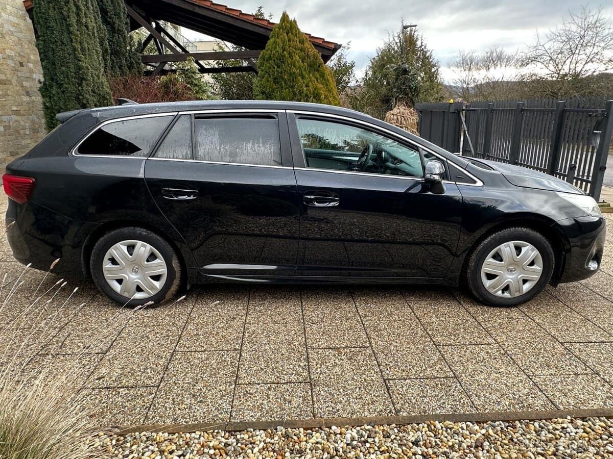 2015 Toyota AVENSIS - 3