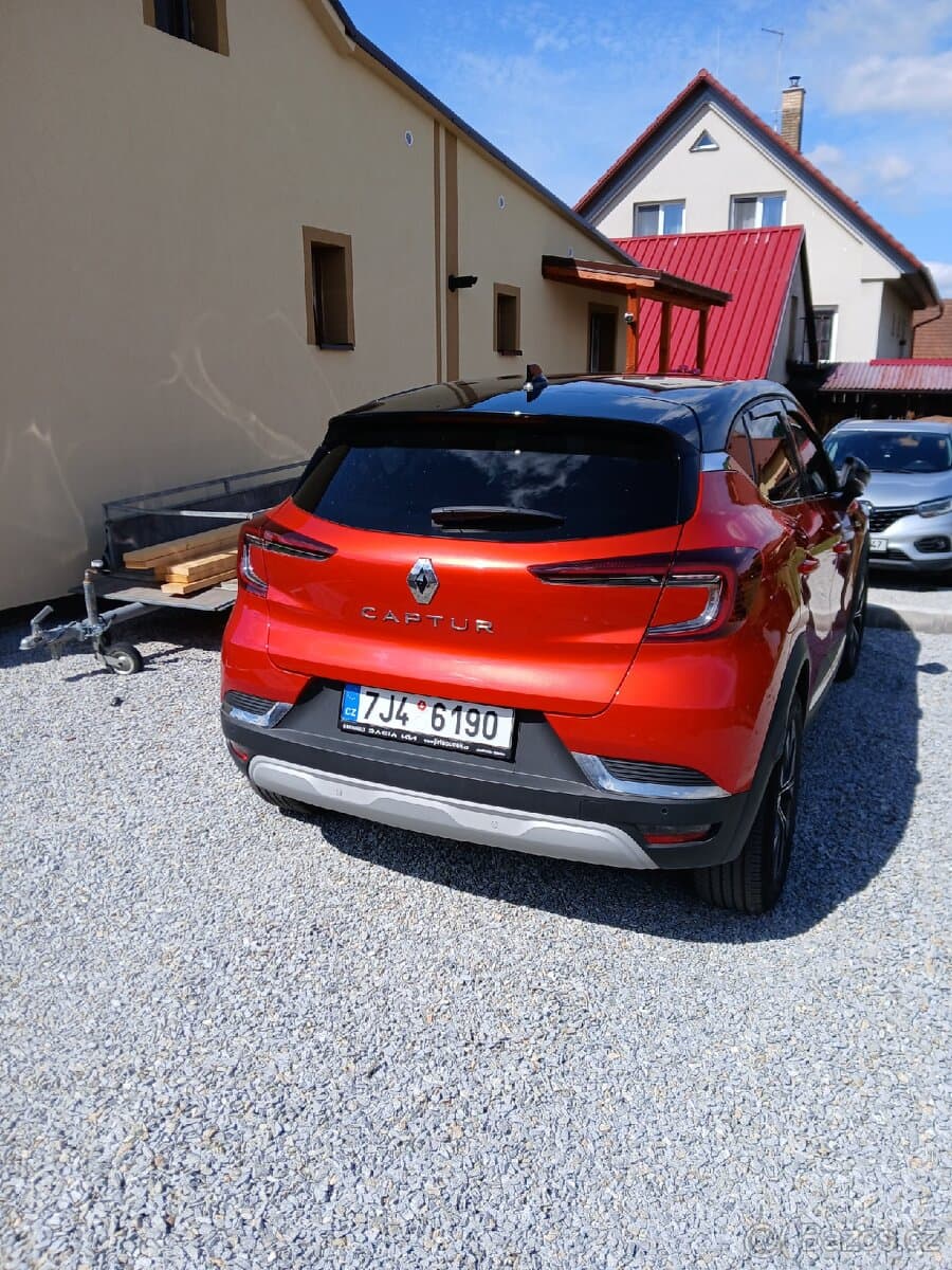 2023 Renault CAPTUR - 3