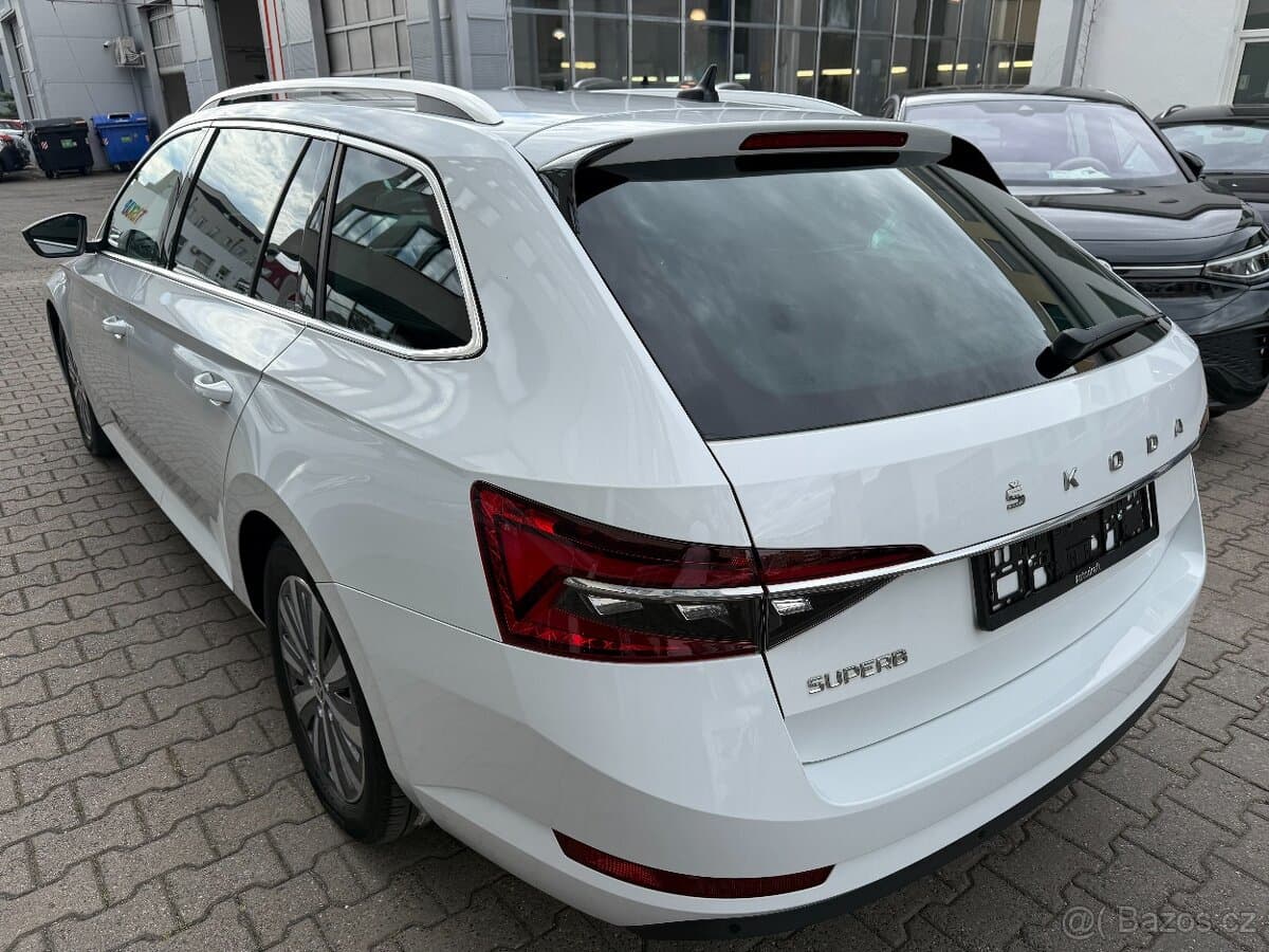 2021 Škoda SUPERB - 3