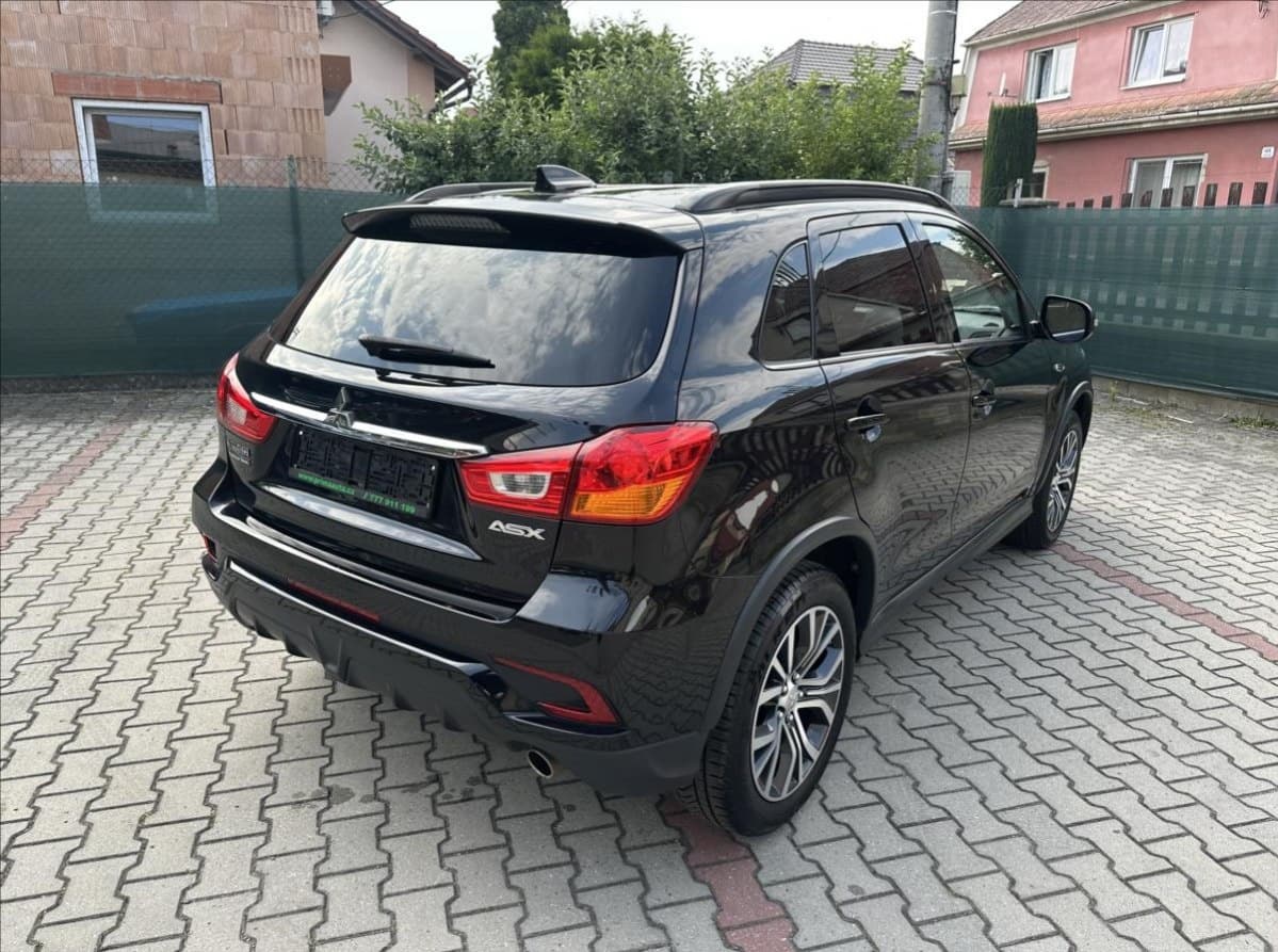 2017 Mitsubishi ASX - 3