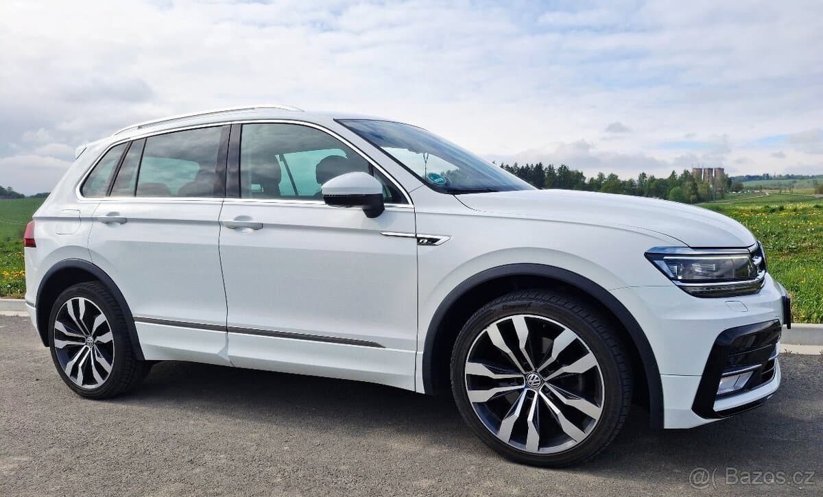 2017 Volkswagen TIGUAN - 3