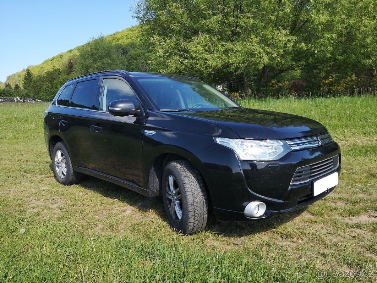 2014 Mitsubishi OUTLANDER - 3