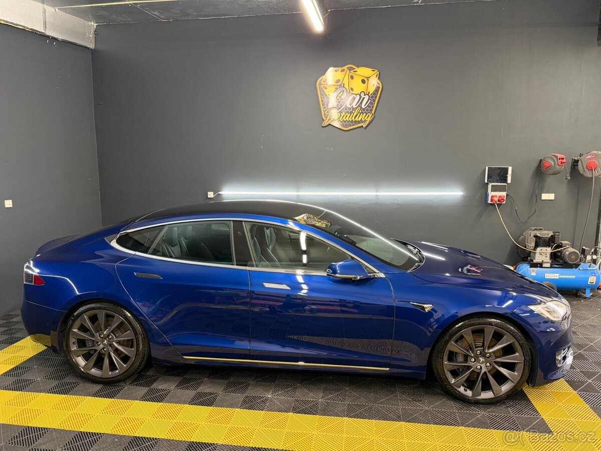 2020 Tesla MODEL S - 3