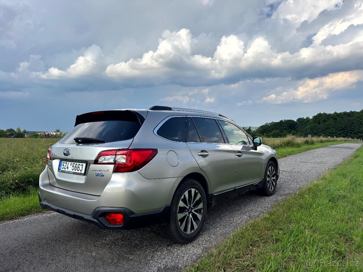 2015 Subaru OUTBACK - 3