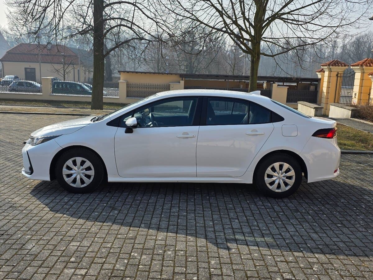 2023 Toyota COROLLA - 3
