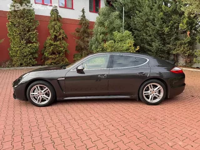 2012 Porsche PANAMERA - 3
