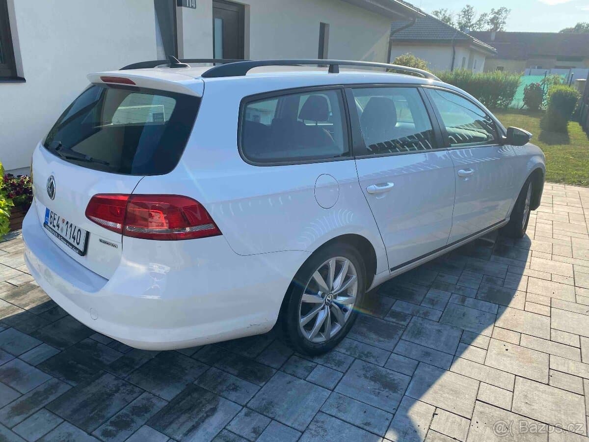2013 Volkswagen PASSAT - 3