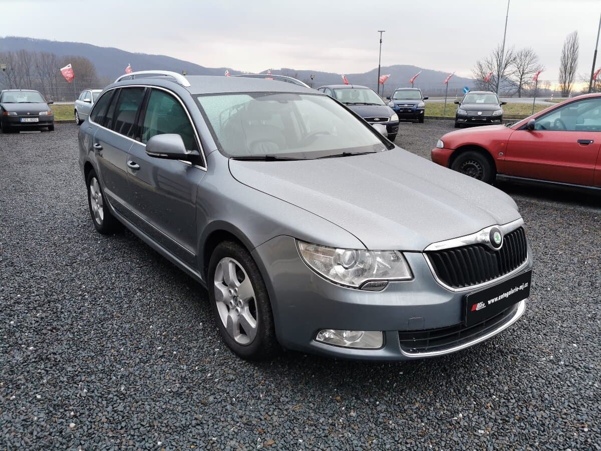 2011 Škoda SUPERB - 3