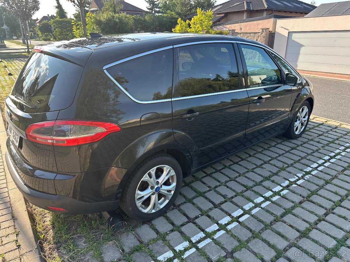 2014 Ford S-MAX - 3