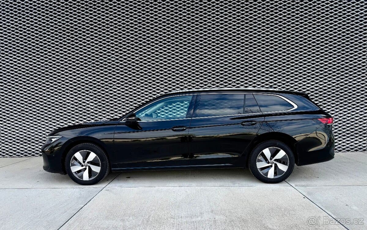 2025 Volkswagen PASSAT - 3