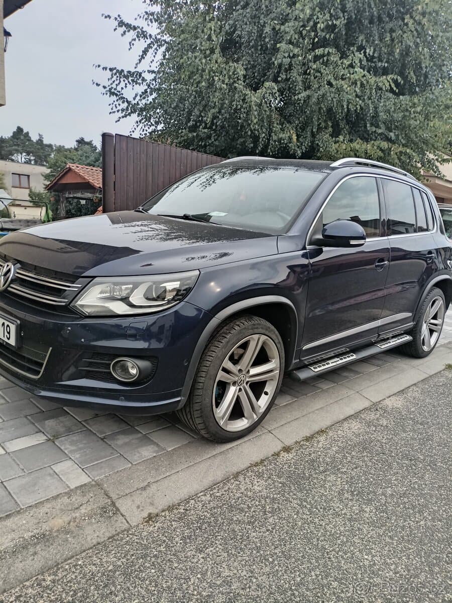 2012 Volkswagen TIGUAN - 3