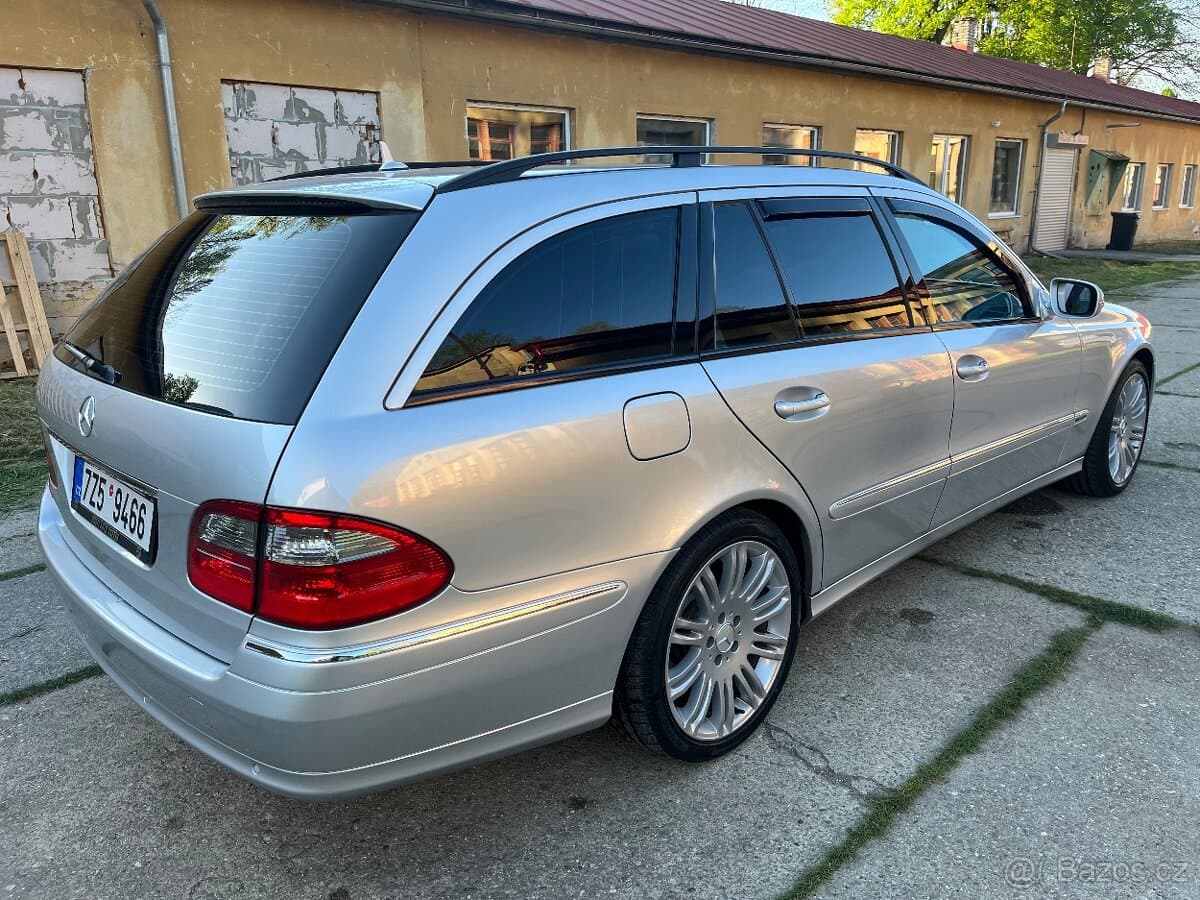 2007 Mercedes-Benz E-CLASS - 3
