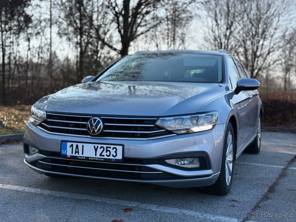 2021 Volkswagen PASSAT - 3