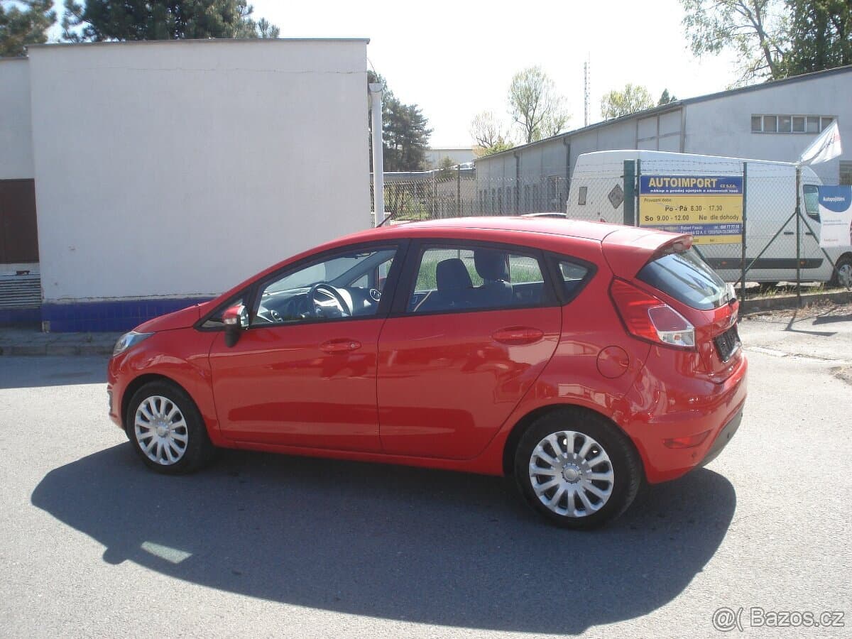 2016 Ford FIESTA - 3